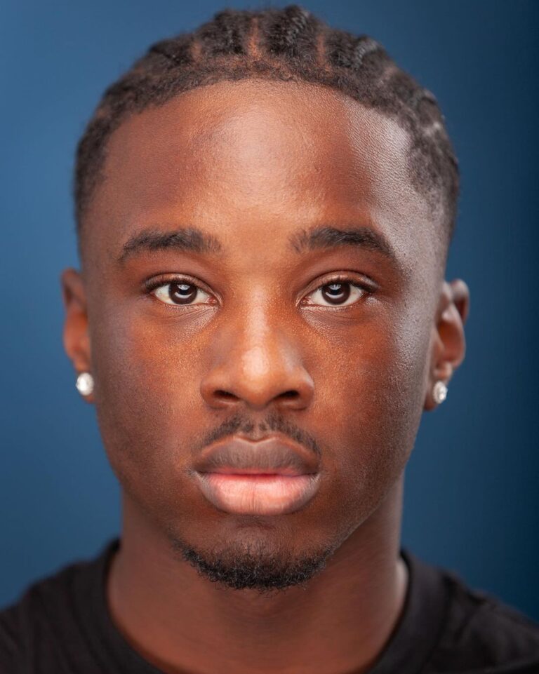 Aggy portrait